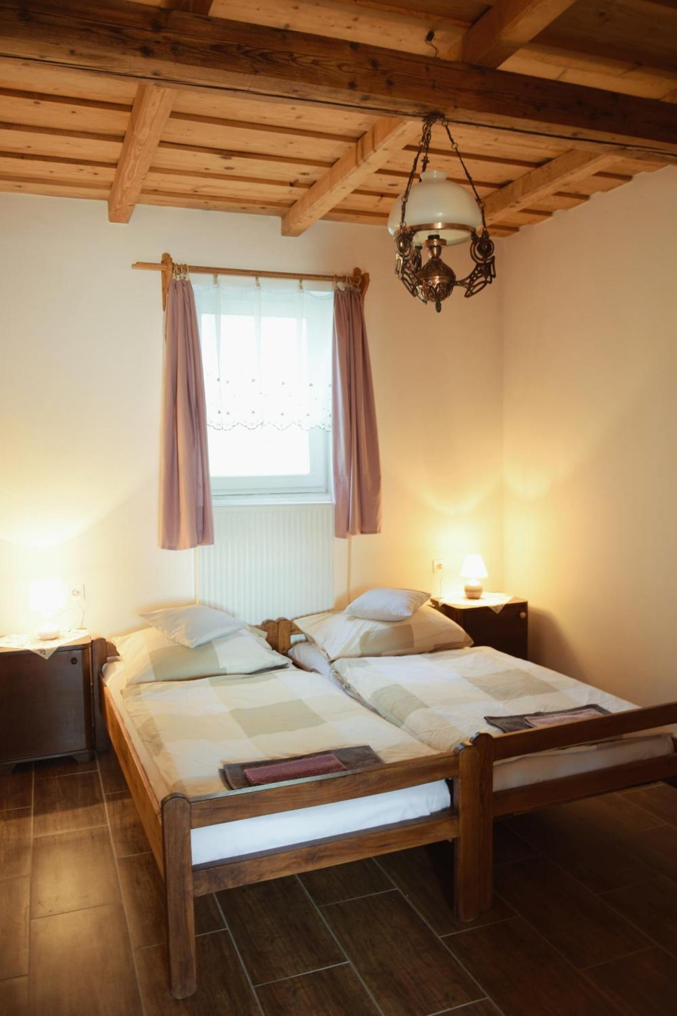 Apartamento Anna Apartman Maroslele Exterior foto